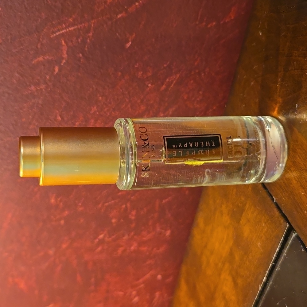 SKIN & CO ROMA Truffle Therapy Ultra Pure Facial Oil - 1oz NEW - Picture 8 of 10